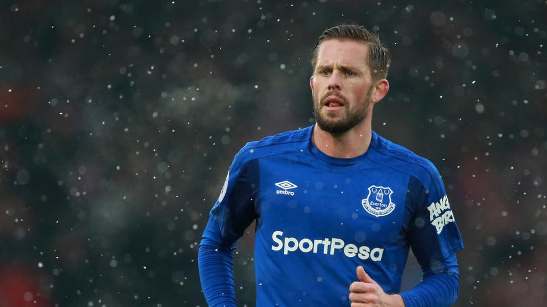 德甲争冠战焦点战，当利物浦的单节风暴吹过冰岛，足球世界看见了什么？